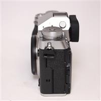 Used Fujifilm X-T5 Camera Body Black