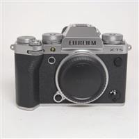 Used Fujifilm X-T5 Camera Body Silver