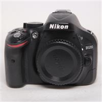 Used Nikon D5200 - Body Black