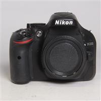 Used Nikon D5200 - Body Black