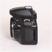 Used Nikon D5200 - Body Black