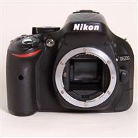 Used Nikon D5200 - Body Black
