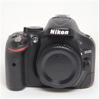 Used Nikon D5200 - Body Black