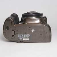Used Nikon D5200 - Body Bronze