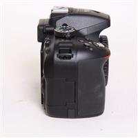 Used Nikon D5300 DSLR Digital camera Body - Black