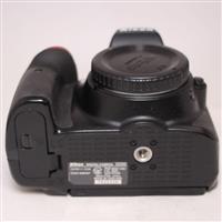 Used Nikon D5300 DSLR Digital camera Body - Black