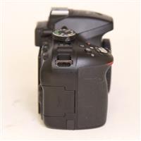 Used Nikon D5300 DSLR Digital camera Body - Black