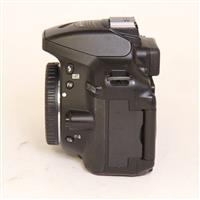 Used Nikon D5300 DSLR Digital camera Body - Black