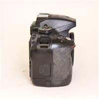 Used Nikon D5300 DSLR Digital camera Body - Black
