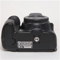 Used Nikon D5300 DSLR Digital camera Body - Black