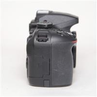 Used Nikon D5300 DSLR Digital camera Body - Black