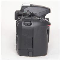 Used Nikon D5300 DSLR Digital camera Body - Black