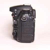 Used Nikon D7000 Digital SLR Camera Body