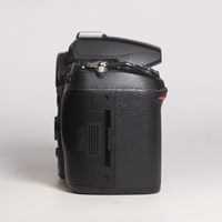 Used Nikon D7000 Digital SLR Camera Body