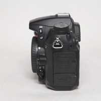 Used Nikon D7000 Digital SLR Camera Body