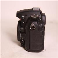 Used Nikon D7000 Digital SLR Camera Body