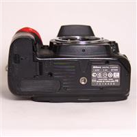 Used Nikon D7000 Digital SLR Camera Body