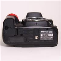 Used Nikon D7000 Digital SLR Camera Body