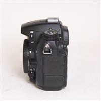 Used Nikon D7000 Digital SLR Camera Body