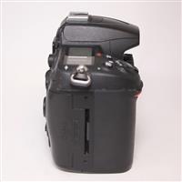 Used Nikon D7000 Digital SLR Camera Body