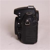 Used Nikon D7000 Digital SLR Camera Body
