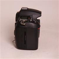Used Nikon D7000 Digital SLR Camera Body
