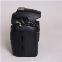 Used Nikon D7000 Digital SLR Camera Body