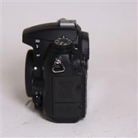 Used Nikon D7000 Digital SLR Camera Body