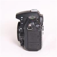 Used Nikon D7000 Digital SLR Camera Body