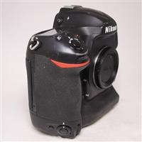 Used Nikon D5 Digital SLR Camera Body Dual XQD Version