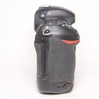 Used Nikon D5 Digital SLR Camera Body Dual XQD Version