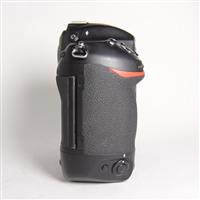 Used Nikon D5 Digital SLR Camera Body Dual CF Version