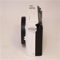 Used Nikon 1 J1 White Body Only 1