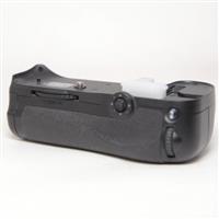 Used Nikon MB-D10 MBD10 Multi-Function Battery Pack for D300/ D700