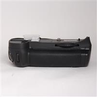 Used Nikon MB-D10 MBD10 Multi-Function Battery Pack for D300/ D700