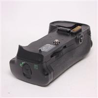 Used Nikon MB-D10 MBD10 Multi-Function Battery Pack for D300/ D700