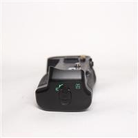 Used Nikon MB-D10 MBD10 Multi-Function Battery Pack for D300/ D700