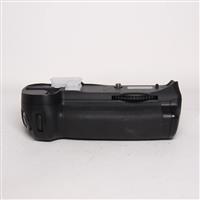 Used Nikon MB-D10 MBD10 Multi-Function Battery Pack for D300/ D700