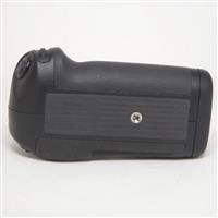 Used Nikon MB-D12 DSLR Camera Battery Grip for D800 / D800E/ D810