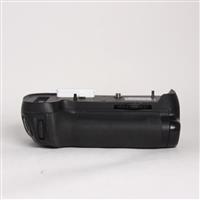 Used Nikon MB-D12 DSLR Camera Battery Grip for D800 / D800E/ D810