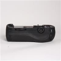 Used Nikon MB-D12 DSLR Camera Battery Grip for D800 / D800E/ D810