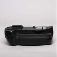 Used Nikon MB-D14 Battery Grip