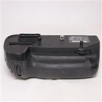 Used Nikon MB-D15 multi-power battery grip for D7100