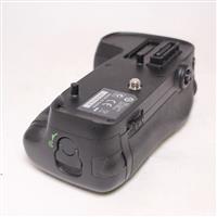 Used Nikon MB-D15 multi-power battery grip for D7100