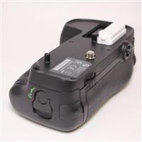 Used Nikon MB-D15 multi-power battery grip for D7100