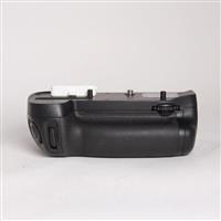 Used Nikon MB-D15 multi-power battery grip for D7100