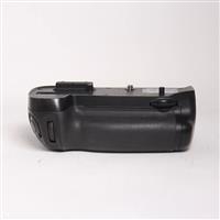 Used Nikon MB-D15 multi-power battery grip for D7100