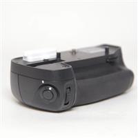 Used Nikon MB-D15 multi-power battery grip for D7100