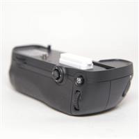 Used Nikon MB-D15 multi-power battery grip for D7100