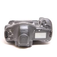 Used Nikon MB-D16 Battery Grip for D750